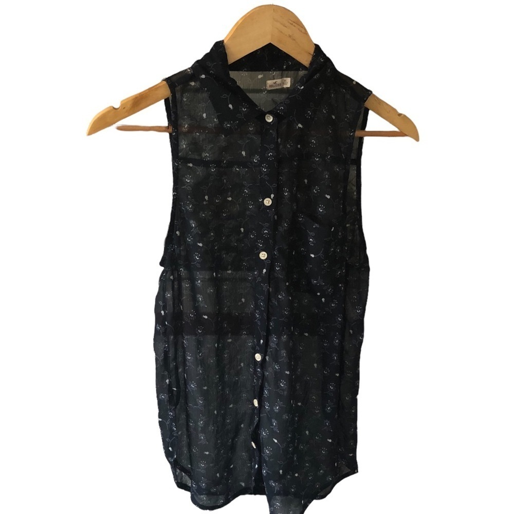 HOLISTER Sleeveless Sheer Button-down Blouse